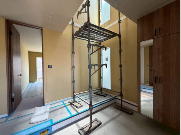 現在建築途中ですが、内覧できます