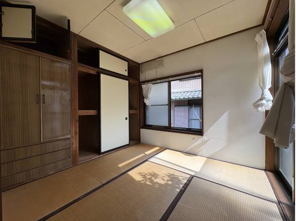 １階和室2.5帖