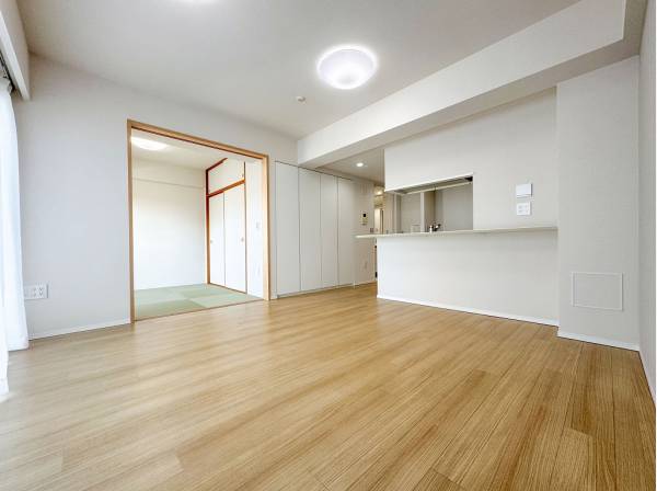 和室やキッチンサイドには収納スペースたっぷり