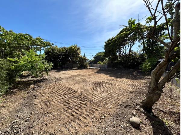 約218坪の広い土地