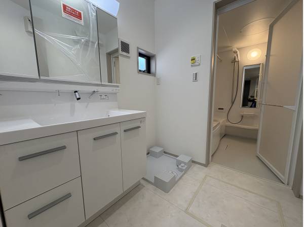 洗面台も余裕がありますね。