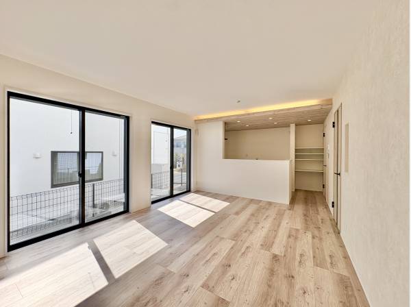 供たちが元気に走り回る姿が目に浮かぶ空間です