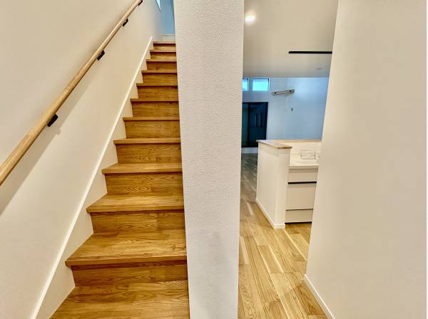 ロフトははしごタイプではなく、階段なので、楽ちんですよ！