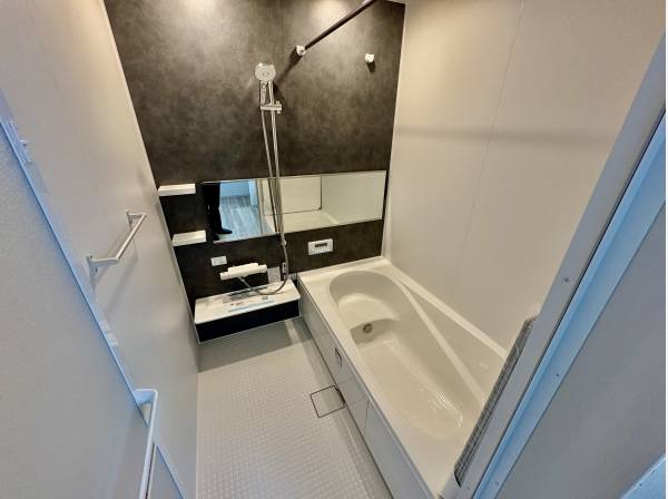 浴室乾燥暖房機が付いておりますので花粉症対策にもいいですね。