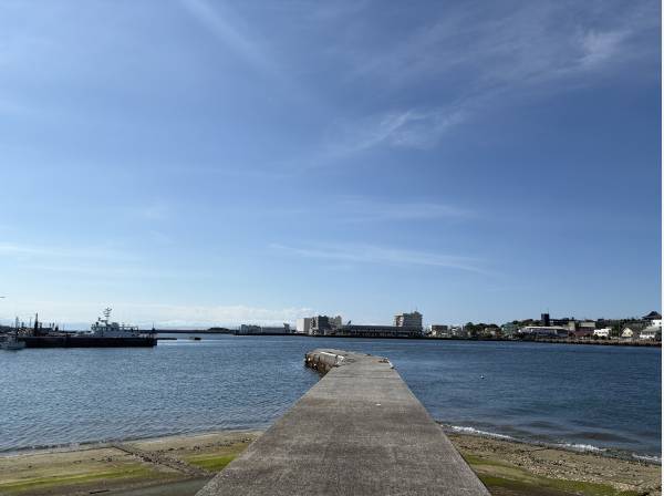 海まで徒歩1分です！