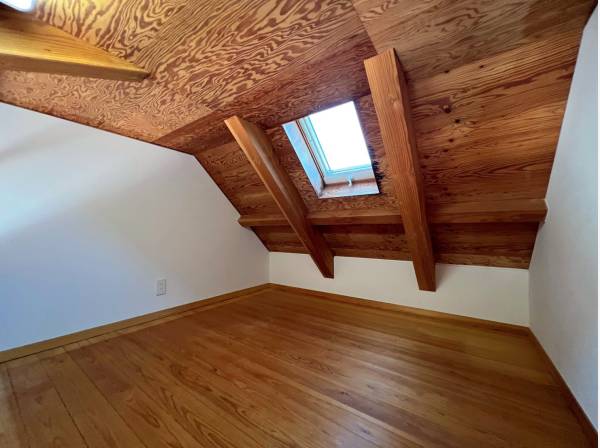 秘密基地のようなロフトスペースもあって素敵！