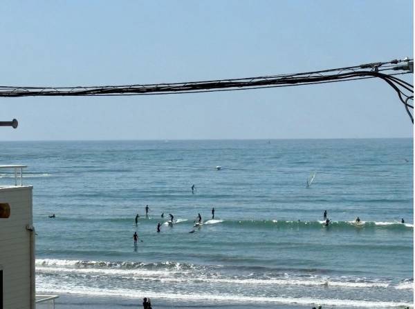 材木座の海を望む限られたロケーション