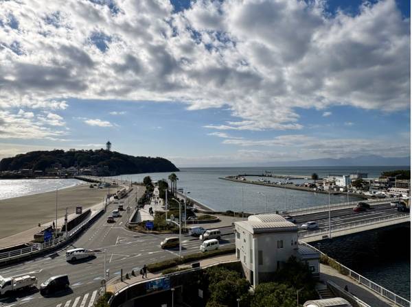 贅沢な海を眺める眺望です。