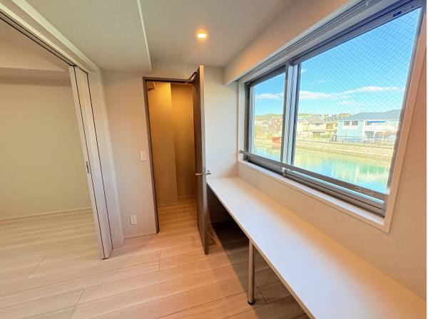 リモートワークにも最適な3帖の書斎