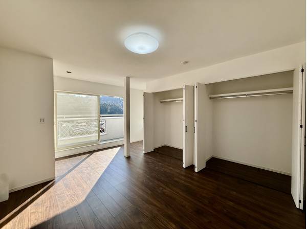 クローゼット完備の居室