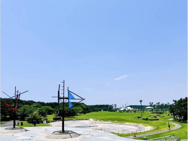 辻堂海浜公園まで徒歩11分（約850m)
