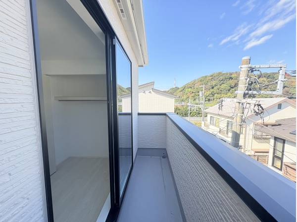 開放感のあるバルコニー
