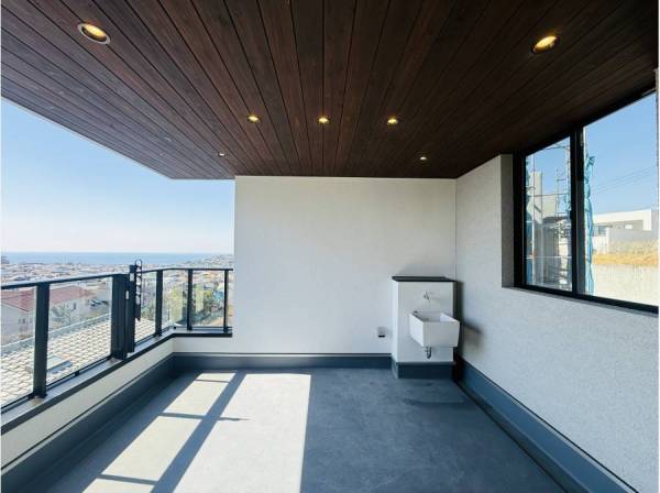 水栓完備のインナーバルコニー