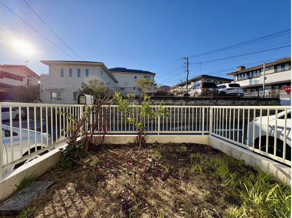 お庭スペースもございます♪