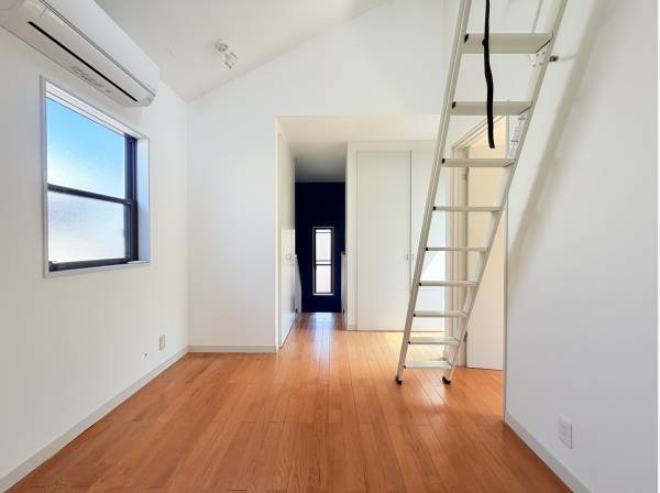 明るい室内です