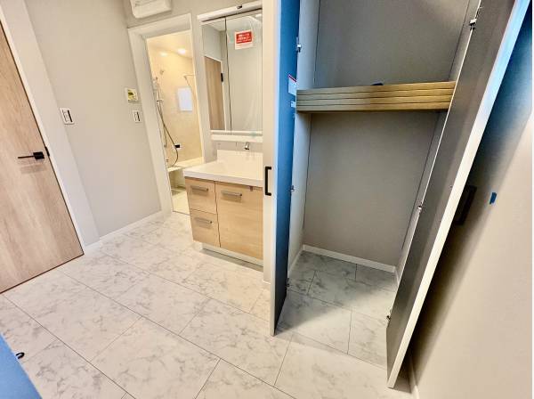 洗面所も広いですね！