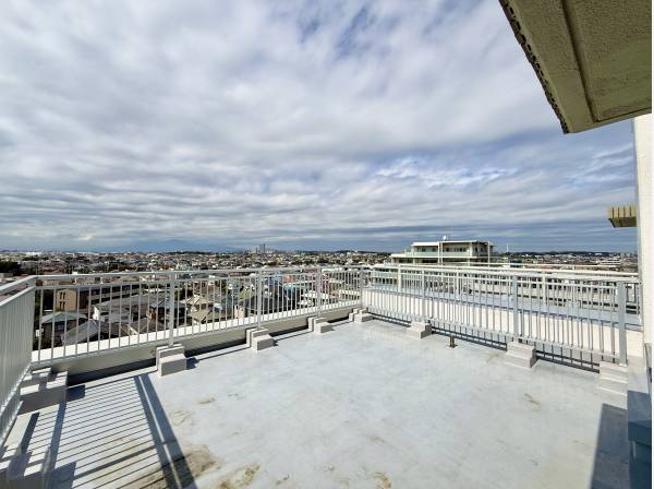 ルーフバルコニーは2つあります！