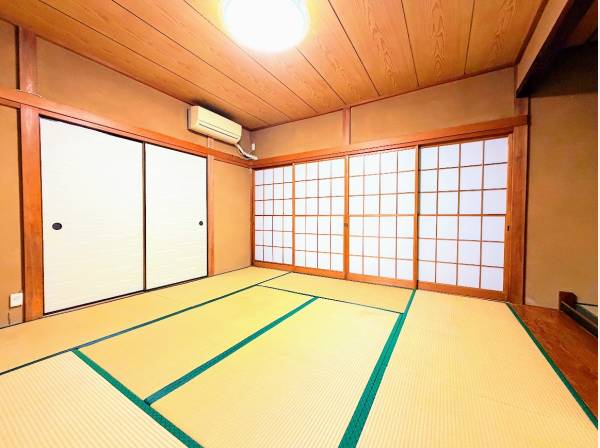 くつろぎの和室もございます