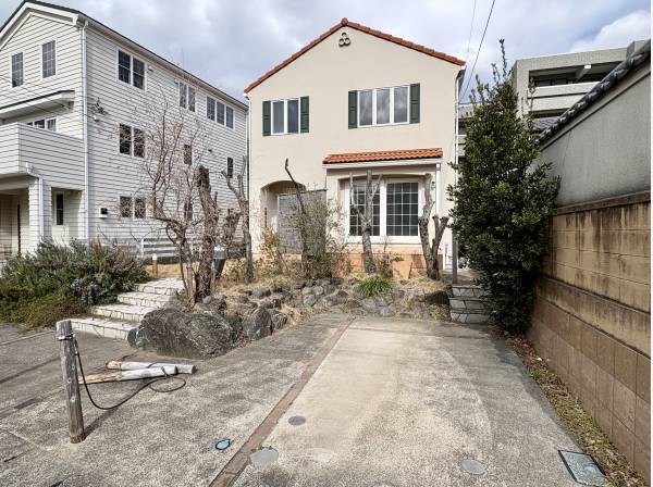 ゆとりある敷地です。