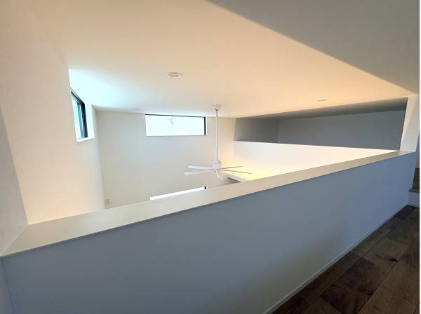 開放感のある吹き抜け空間