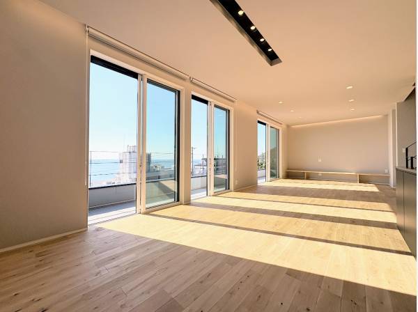 約26帖の明るいLDK