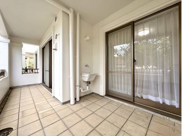 リビングから繋がるテラス