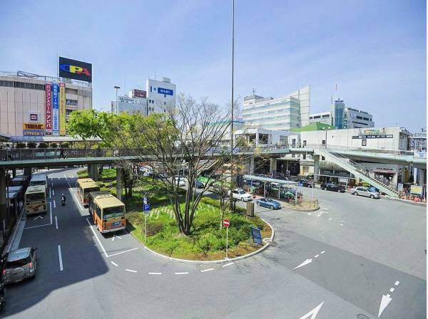 ２階にＪＲ、１階に小田急線がある「藤沢駅」南口まで徒歩１２分！