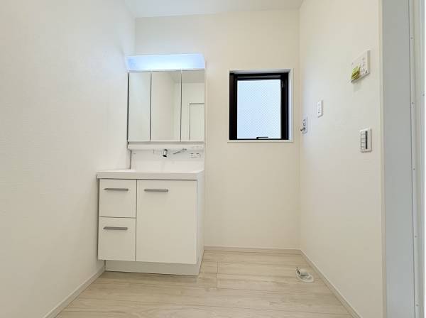 白を基調としたサニタリースペースです。