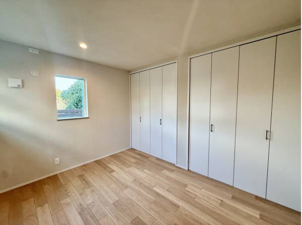 クローゼット完備の居室