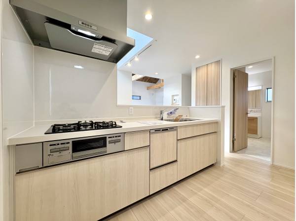 対面式システムキッチン