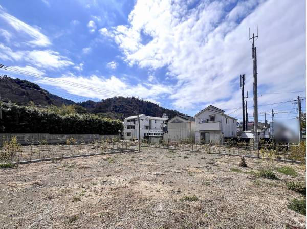 都会の喧騒から離れた自然豊かな暮らしを‥