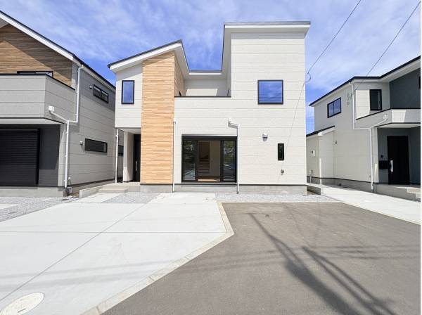 カースペースは並列2台分確保