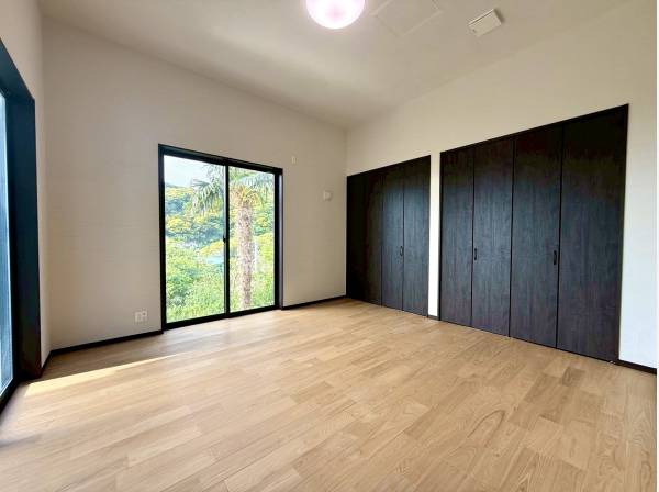 プール横の居室