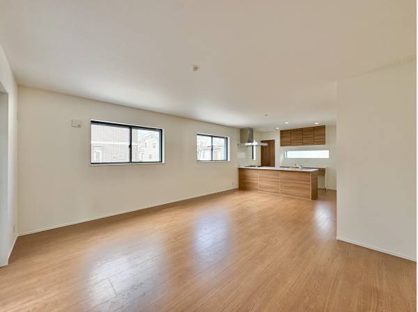 LDKには充分な採光もあり解放感も望めます