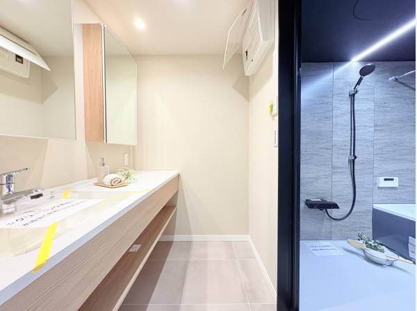 ワイド洗面化粧台