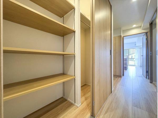 「ここにあったらいいな」を叶える廊下収納