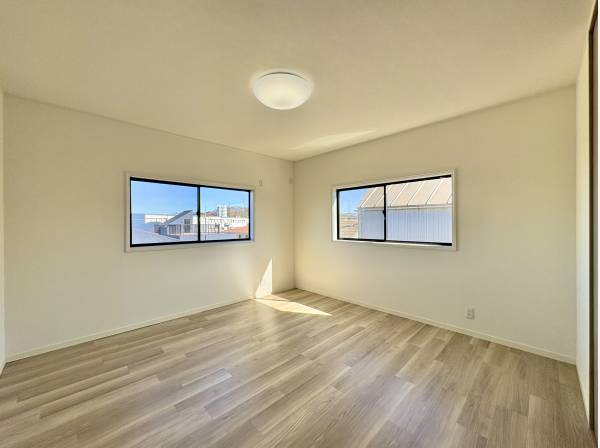 8.5帖の居室は主寝室として贅沢にお使いいただけます。