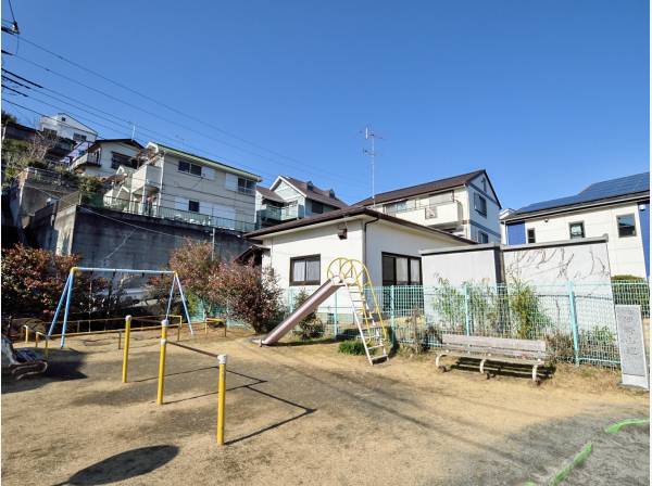 第二伊勢山辺公園まで徒歩3分（約190m）