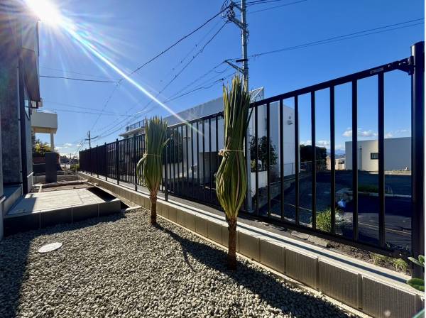 玄関前アプローチ