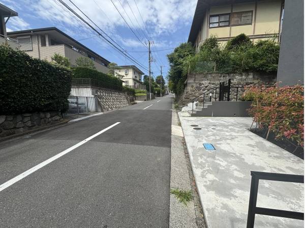 前面道路は約6ｍあります