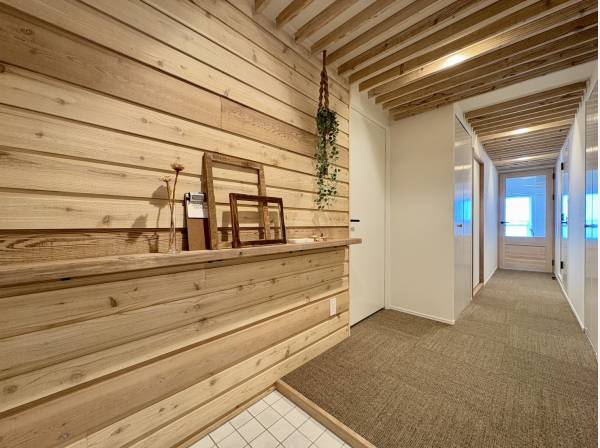 玄関から可愛いデザインです♪