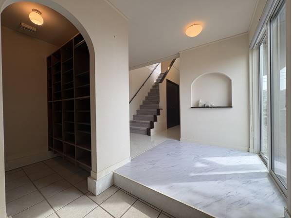 ゆとりある玄関スペース