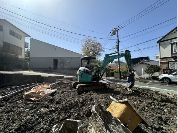 ユンボも近く撤去予定
整地をして引き渡し＾＾