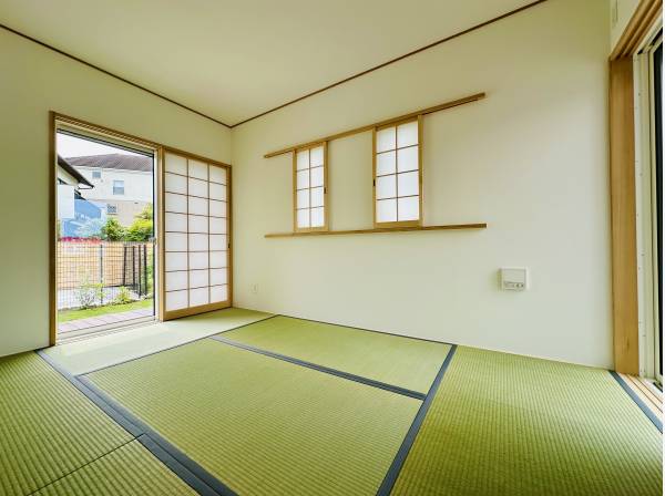 明るい落ち着きのある和室