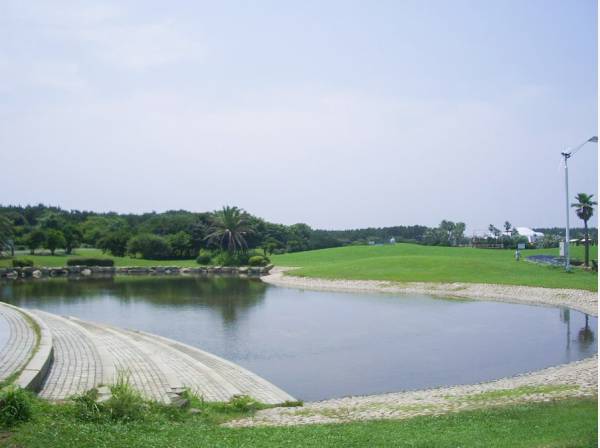 辻堂海浜公園徒歩１分（約80ｍ）