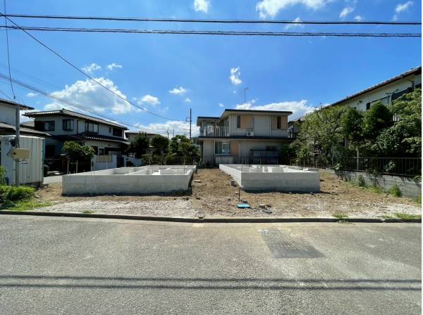 現在建築中でございます！
