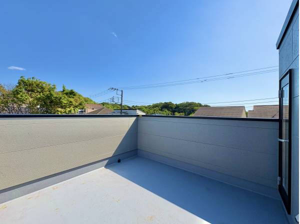 鎌倉の自然が魅せる、稜線をお楽しみください