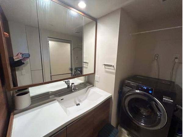 パウダールーム