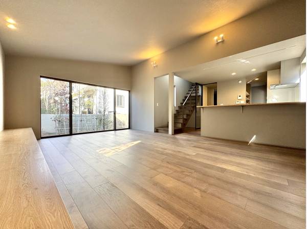 約24帖のゆとりあるLDK。