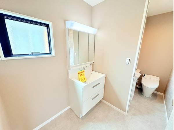 機能的な洗面台 毎日を快適にサポートします